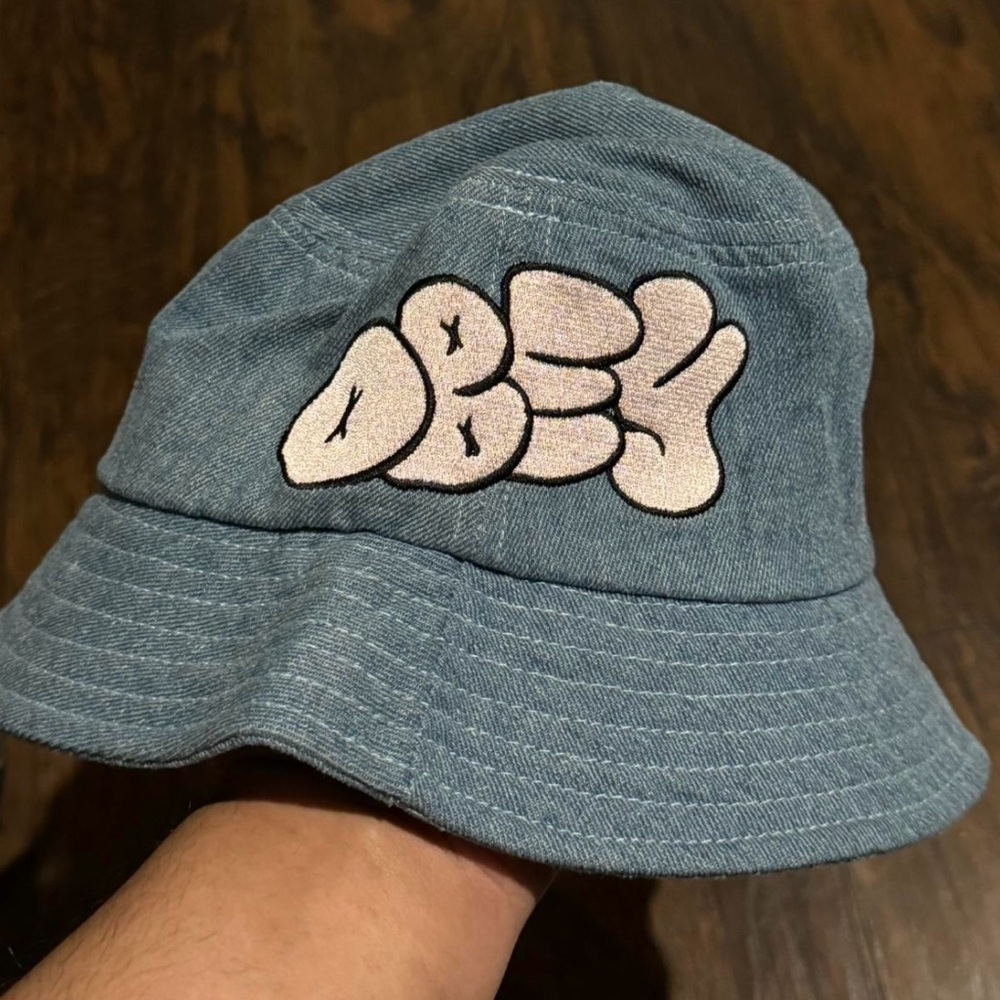 Obey bulna bucket hat
